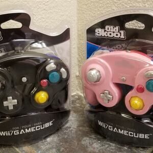 2 Gamecube Controllers - Black & Pink (NEW) - Nintendo - Old Skool